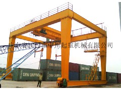 起重機出現(xiàn)銹蝕的該怎么處理？